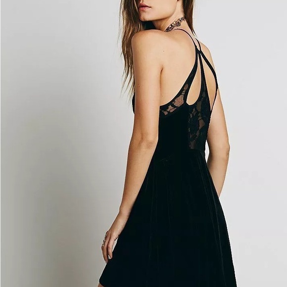 Free People Intimately Nightshade Black Velvet Lace High Low Mini Dress Size SP - Picture 4 of 11